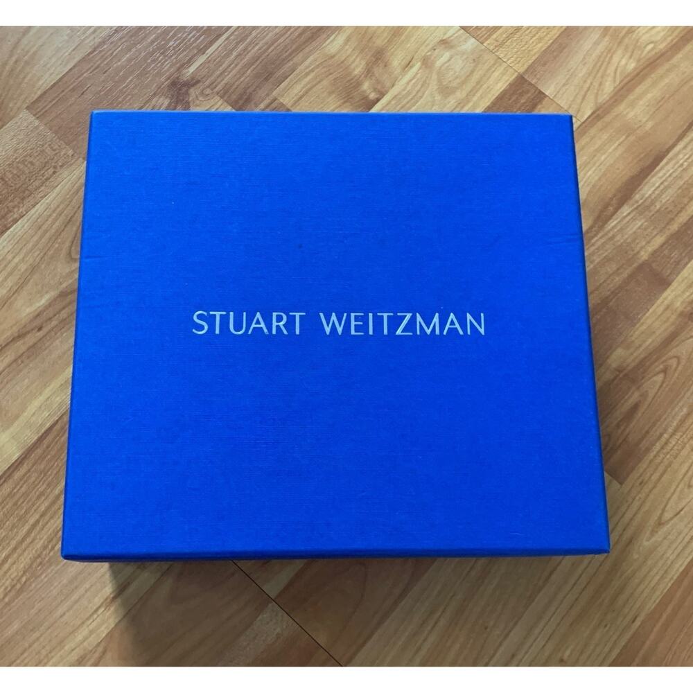 Stuart‎ Weitzman empty shoe box